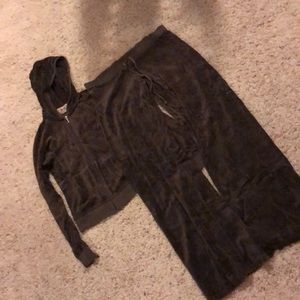 Juicy couture velour sweatsuit.